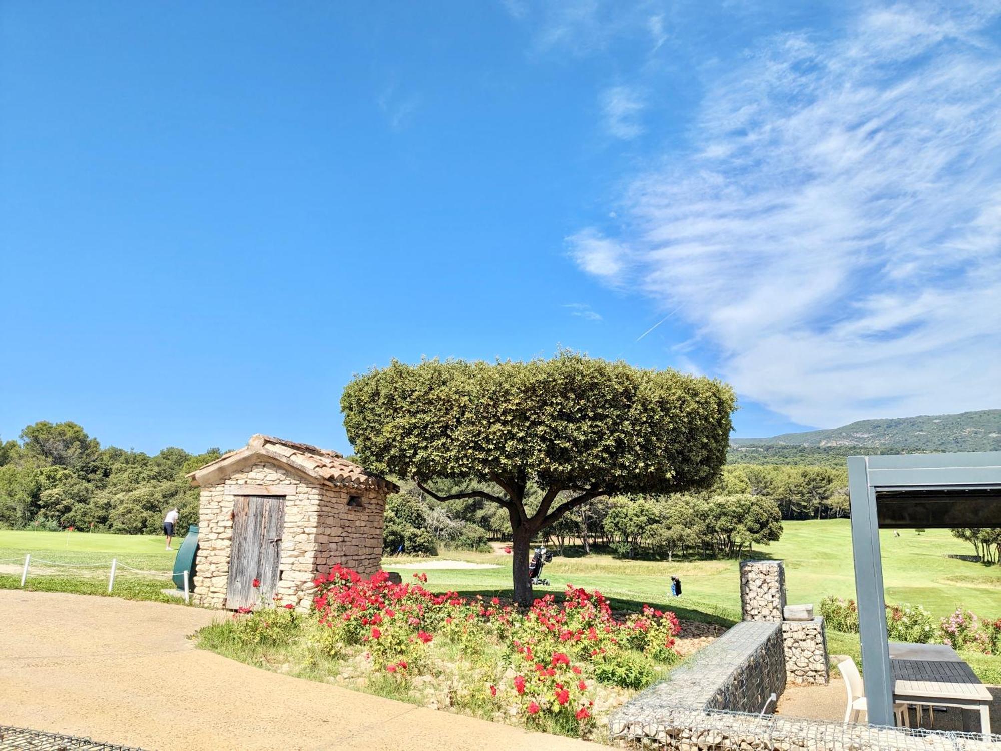 Allura Golf Appartement Saumane-de-Vaucluse Exterior photo